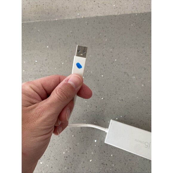 j5create JUD380 USB 3.0 Mini Docking Station - Silver - Picture 5 of 5